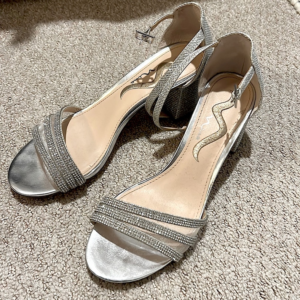 Sparkly heels perfect for wedding!